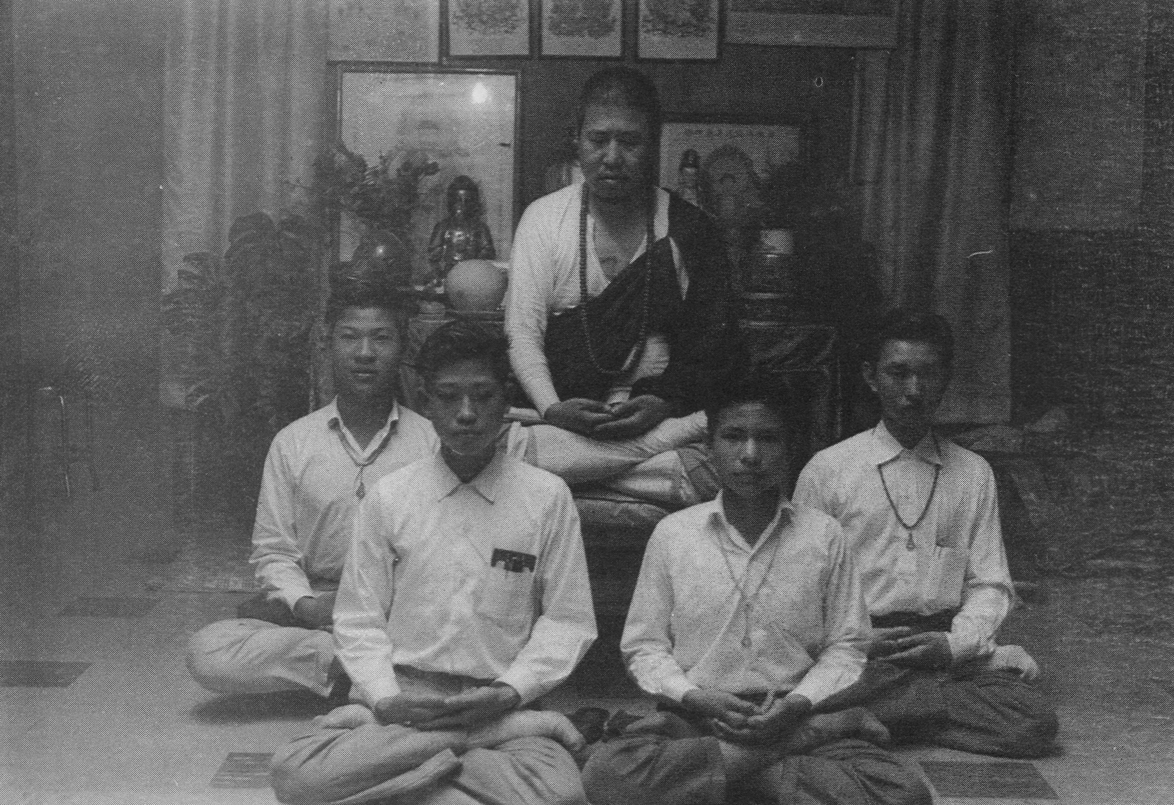 ŤƦѩM|lM2 - Ĥۤ YEIn Memory of the Venerable Master Hsuan Huan - Transformation of a Bodhisattva,