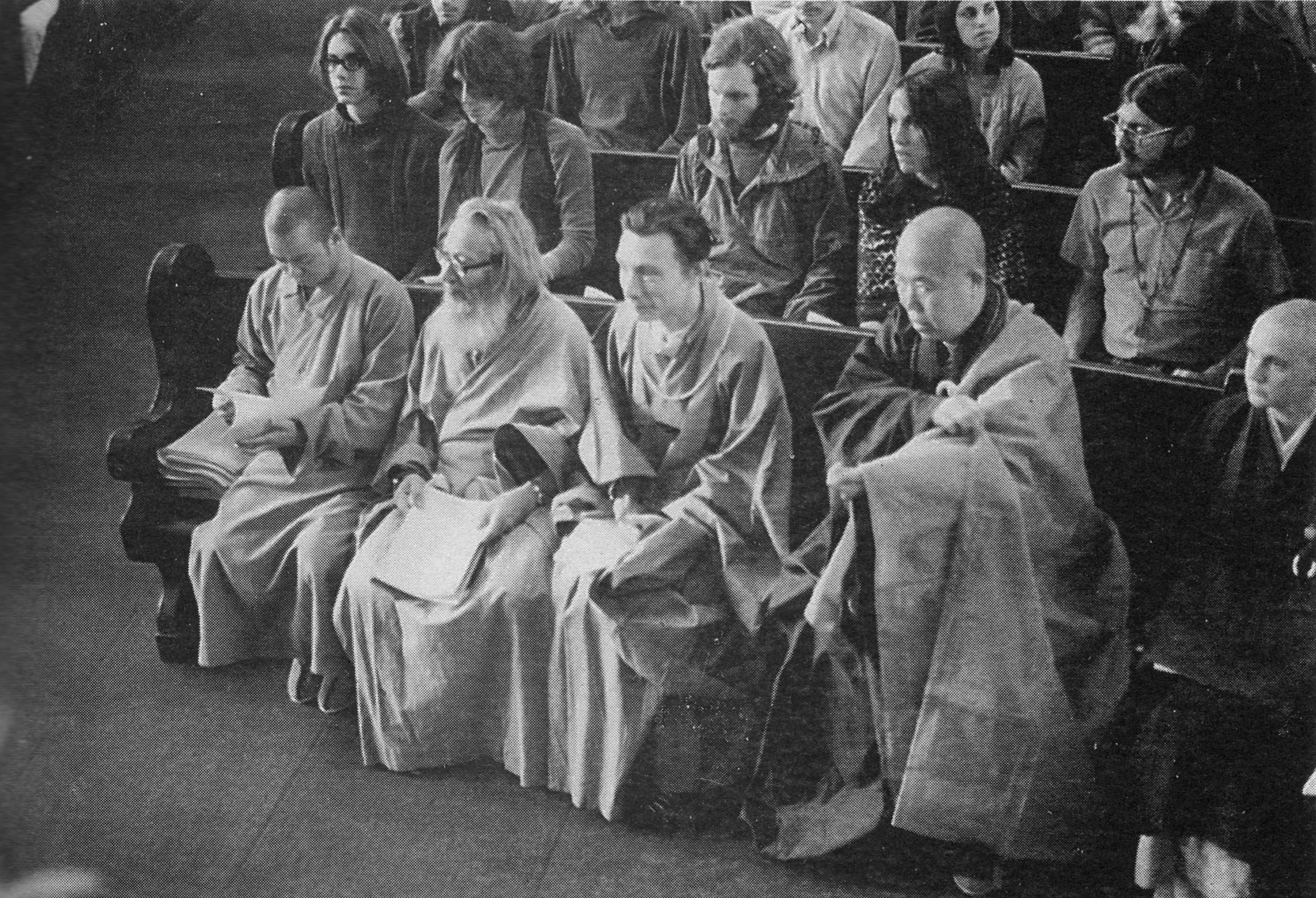 ŤƦѩM|lM2 - Ĥۤ YEIn Memory of the Venerable Master Hsuan Huan - Transformation of a Bodhisattva,