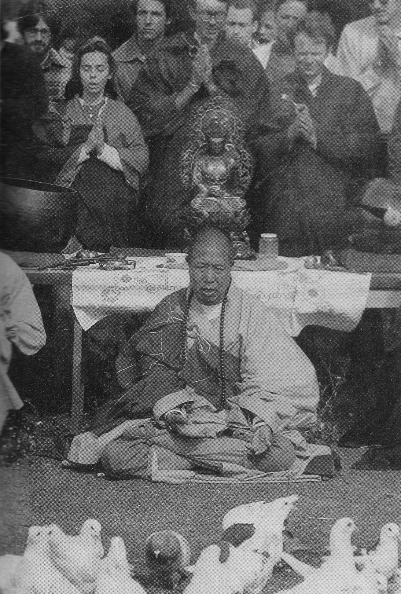 ŤƦѩM|lM2 - Ĥۤ YEIn Memory of the Venerable Master Hsuan Huan - Transformation of a Bodhisattva,