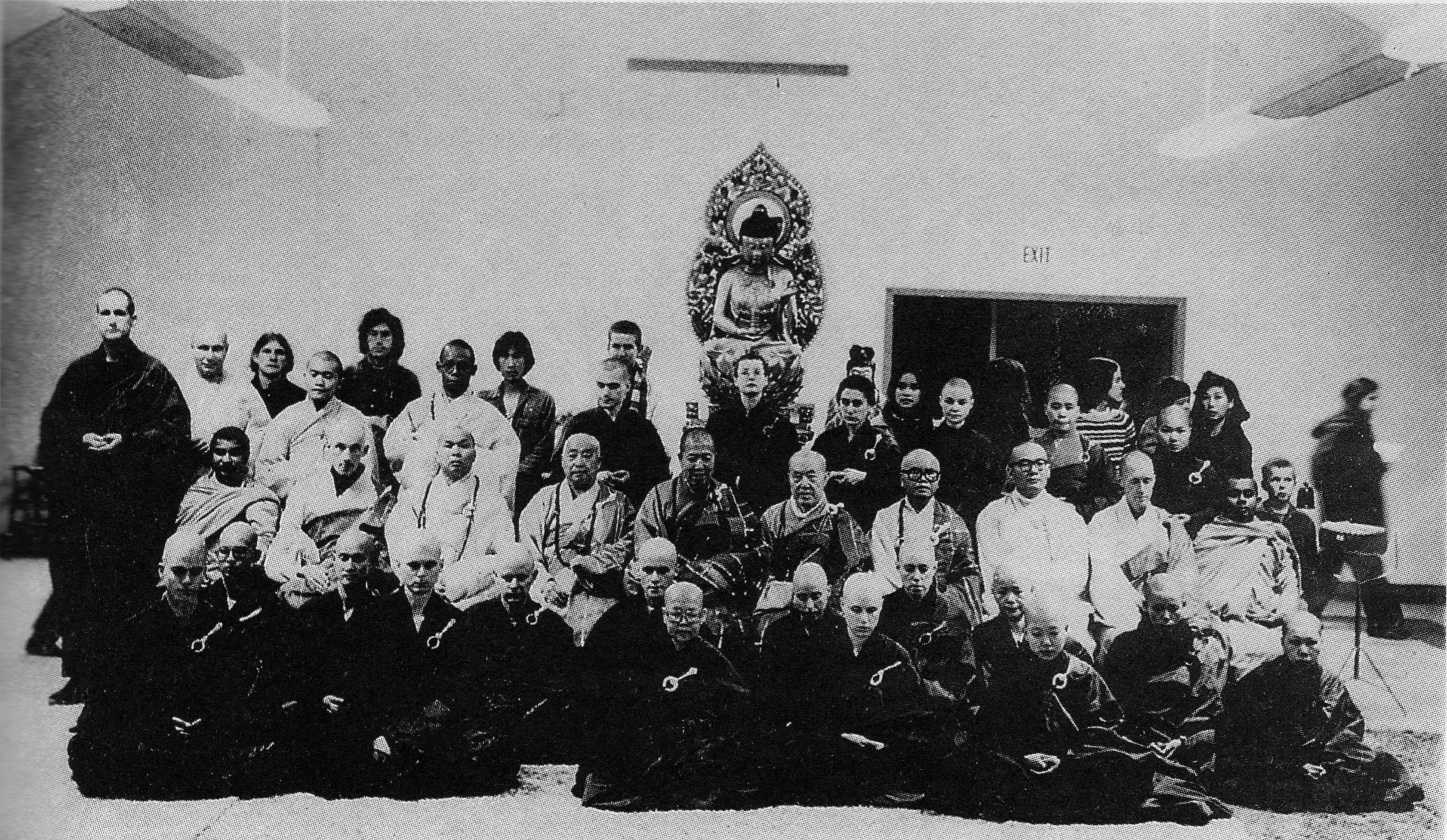 �ŤƦѩM�|�l������M��2 - ���Ĥۤ� �Y�����EIn Memory of the Venerable Master Hsuan Huan - Transformation of a Bodhisattva,