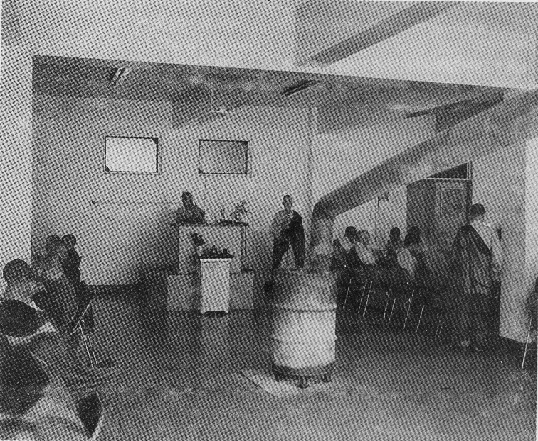 �ŤƦѩM�|�l������M��2 - ���Ĥۤ� �Y�����EIn Memory of the Venerable Master Hsuan Huan - Transformation of a Bodhisattva,